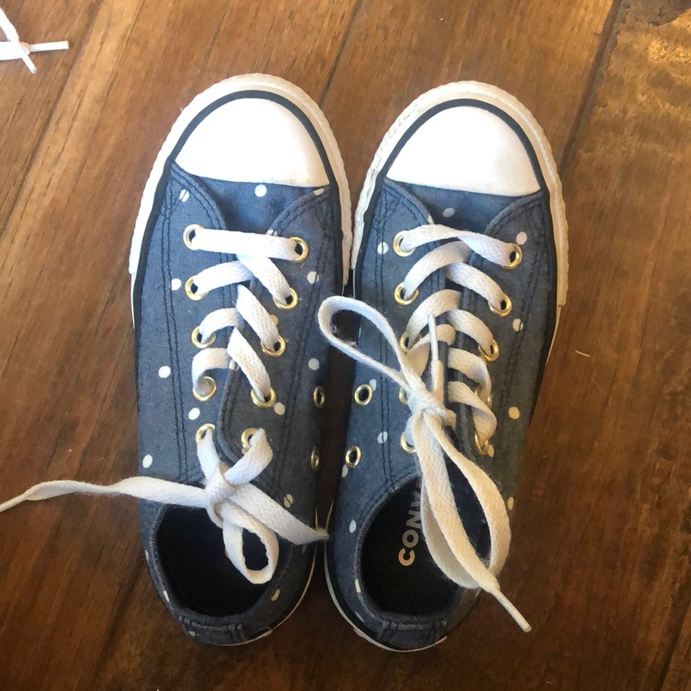 Size 12 polka dot converse